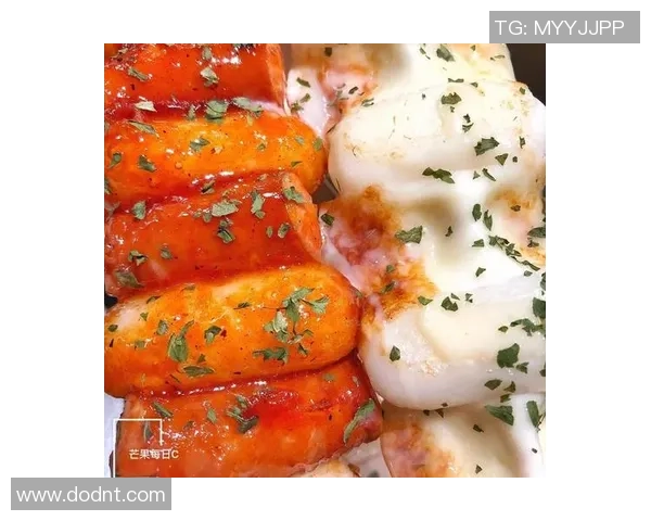 足球壶冰淇淋的奇妙结合让夏日运动与美味甜品完美交融